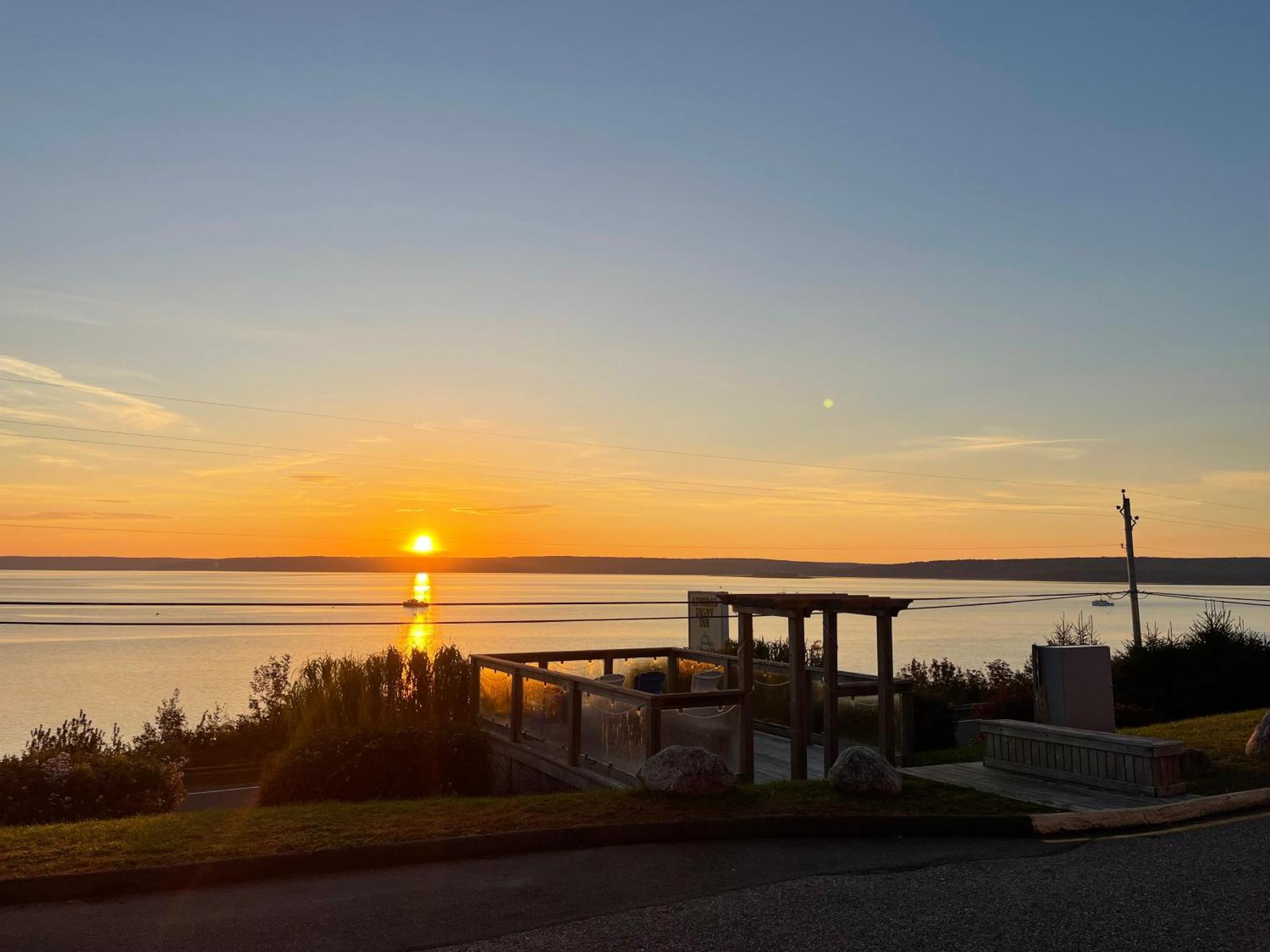 Admiral Digby Inn Restaurant And Cottages Buitenkant foto