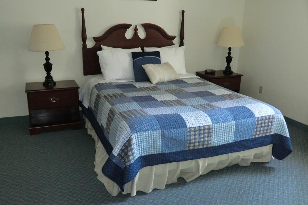 Admiral Digby Inn Restaurant And Cottages Buitenkant foto