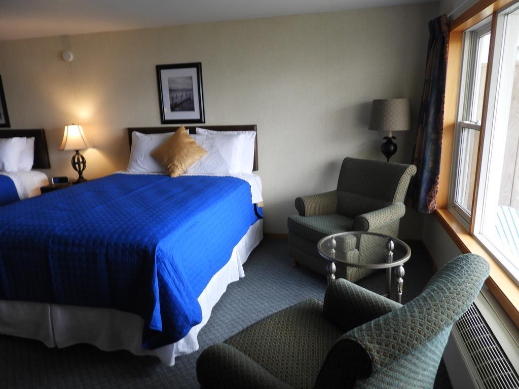 Admiral Digby Inn Restaurant And Cottages Buitenkant foto