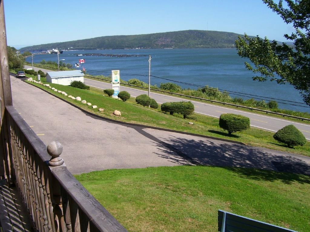 Admiral Digby Inn Restaurant And Cottages Buitenkant foto