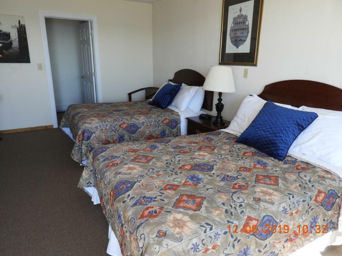Admiral Digby Inn Restaurant And Cottages Buitenkant foto